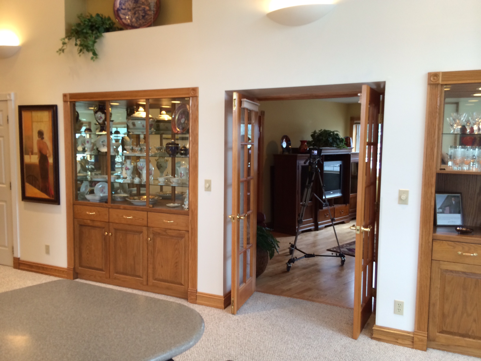 22 Sing Lee French Doors To Den Petersburg Properties LLC.